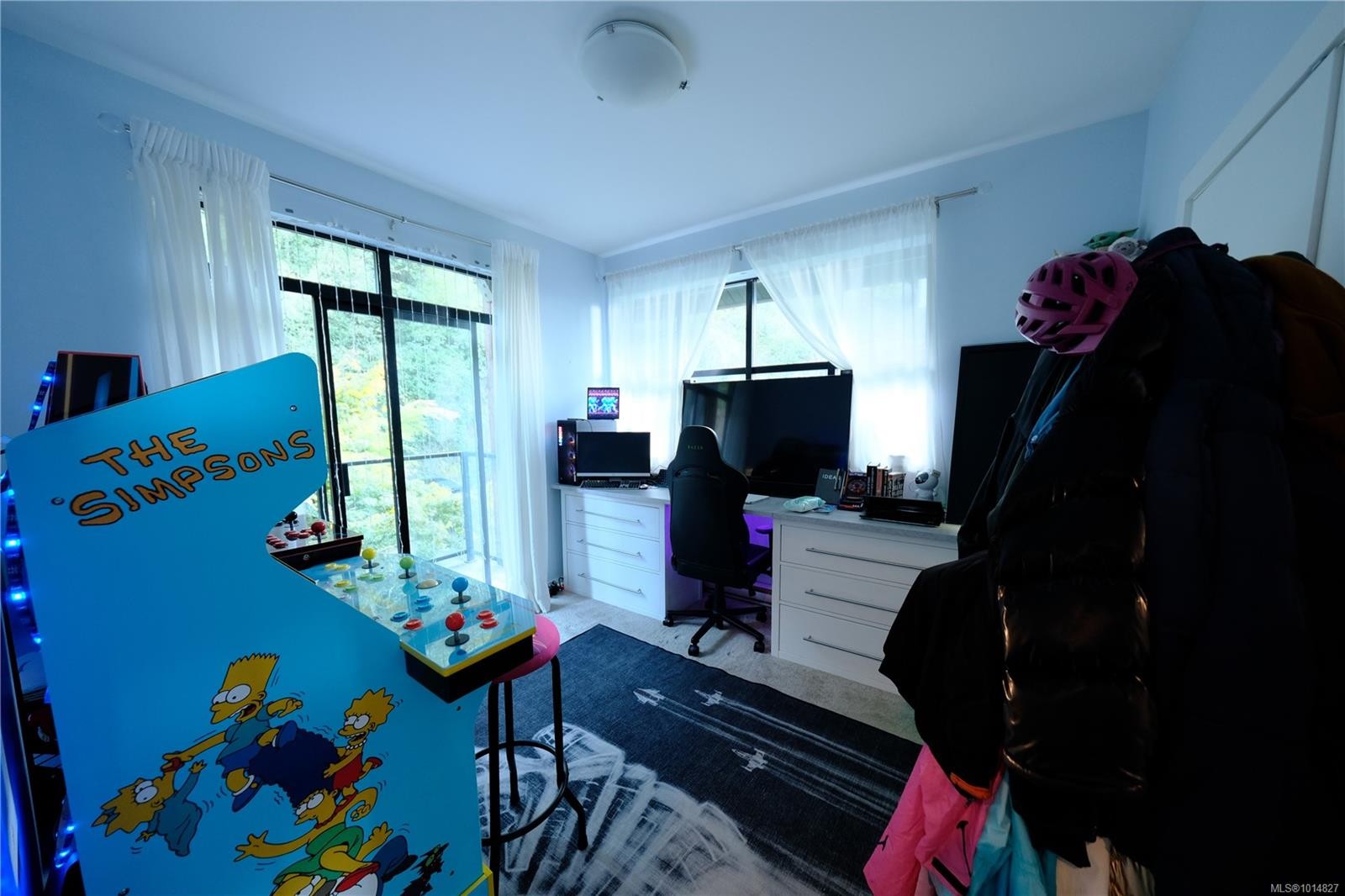 204-591 Pfeiffer Cres, Tofino, BC - Indoor