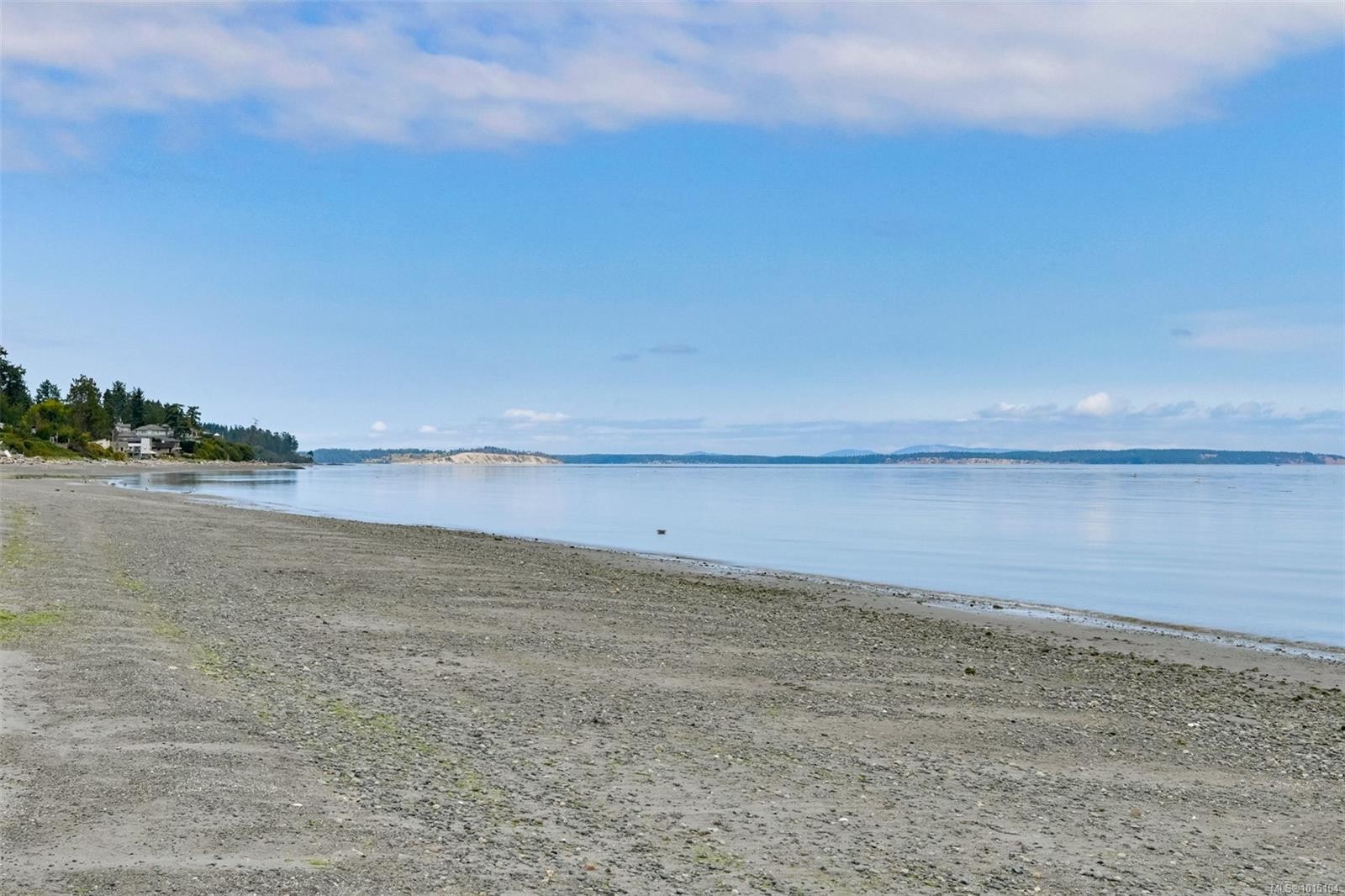 5037 Cordova Bay Rd, Saanich, BC