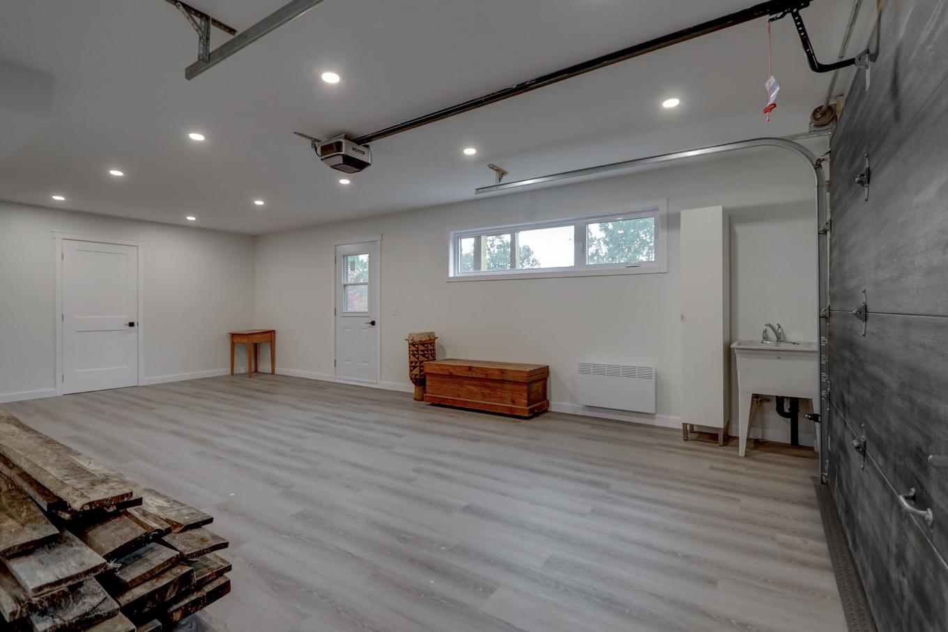Family room - 181 Mtée Du Coteau, Lantier, QC - Indoor