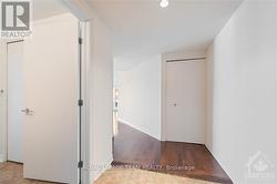 Similar unit shown 401 pics upcoming -