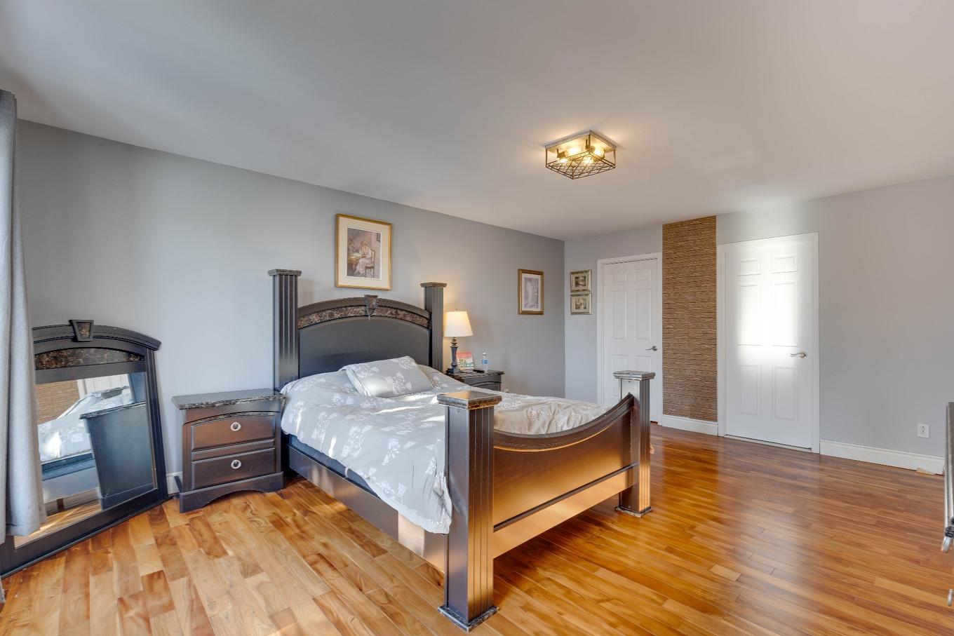 Primary bedroom - 4629 Rue Laprade, Laval (Chomedey), QC - Indoor Photo Showing Bedroom