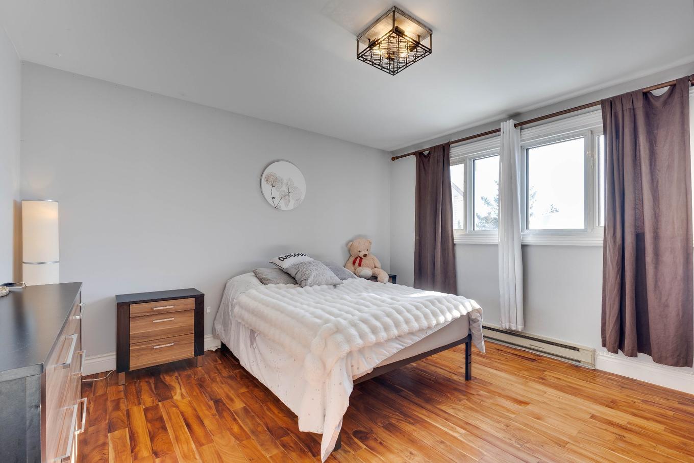 Bedroom - 4629 Rue Laprade, Laval (Chomedey), QC - Indoor Photo Showing Bedroom