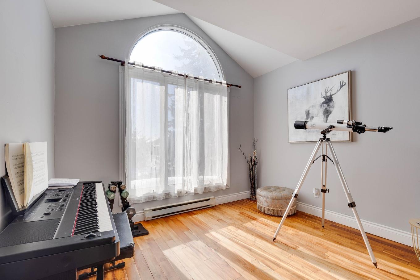 Bedroom - 4629 Rue Laprade, Laval (Chomedey), QC - Indoor