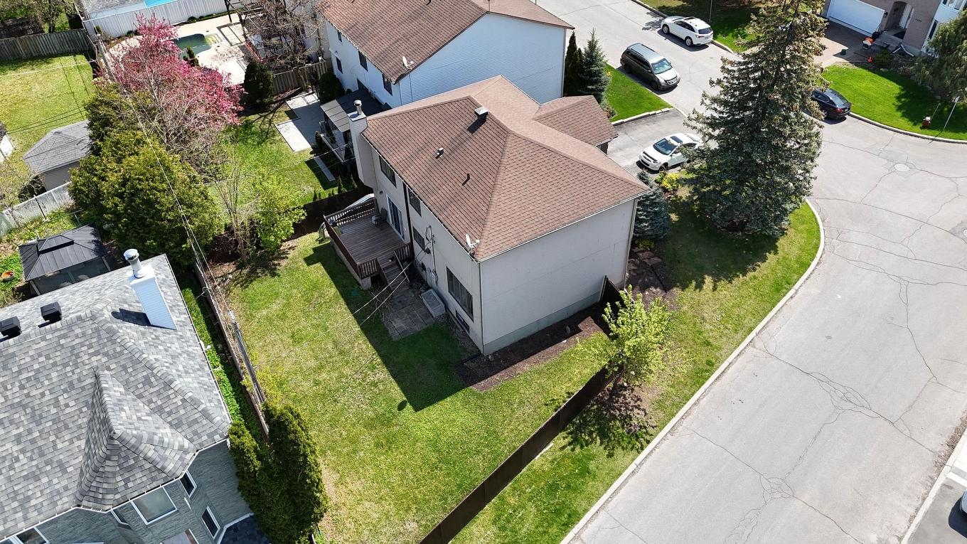 Backyard - 4629 Rue Laprade, Laval (Chomedey), QC - Outdoor