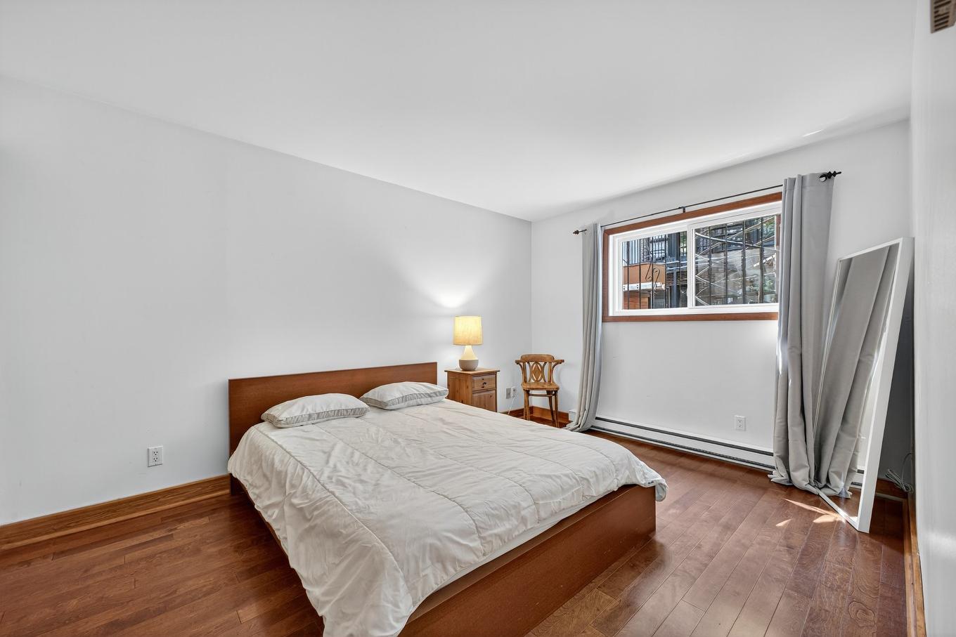 Bedroom - 3526 Av. Coloniale, Montréal (Le Plateau-Mont-Royal), QC - Indoor Photo Showing Bedroom