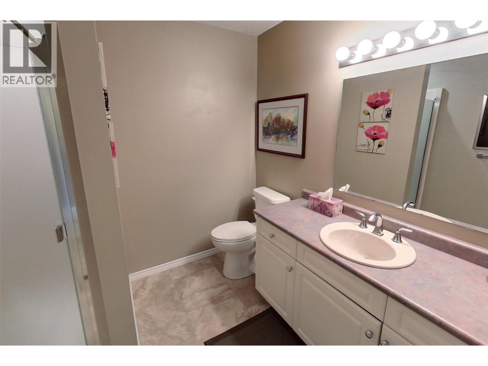 11702 Golf Course Drive, Osoyoos, BC - Indoor Photo Showing Bathroom