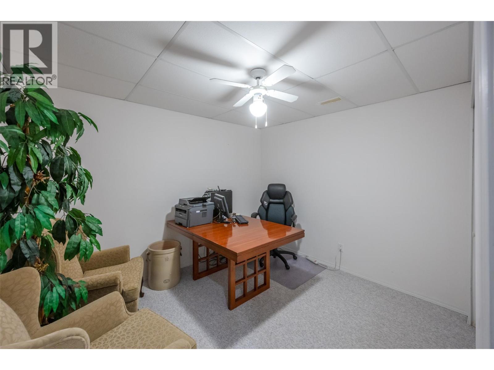 11702 Golf Course Drive, Osoyoos, BC - Indoor Photo Showing Other Room