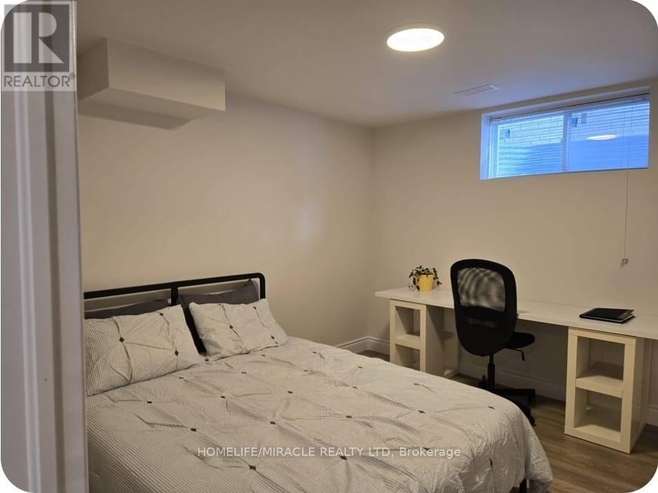 Bsmnt - 454 Westhaven Street, Waterloo, ON - Indoor Photo Showing Bedroom