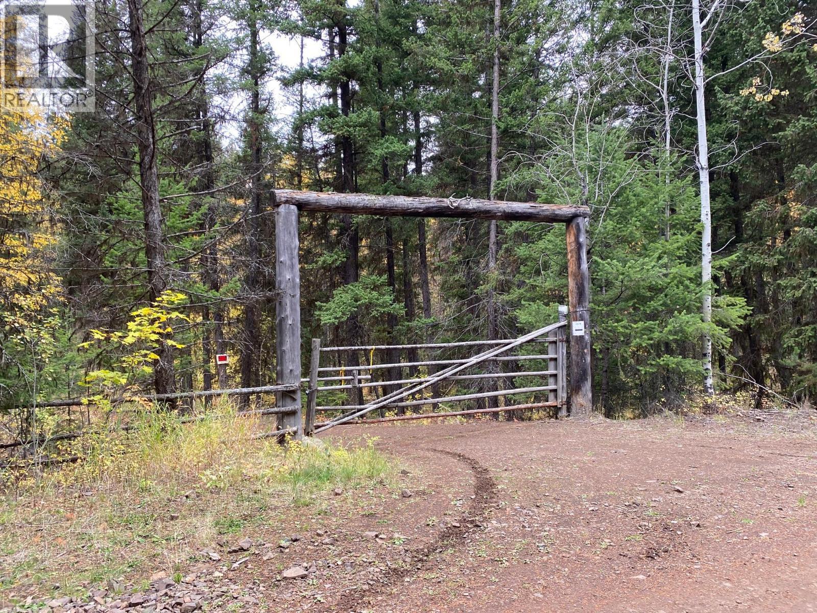 6453 Pinaus Lake Road Lot# 6297, Falkland, BC - Outdoor