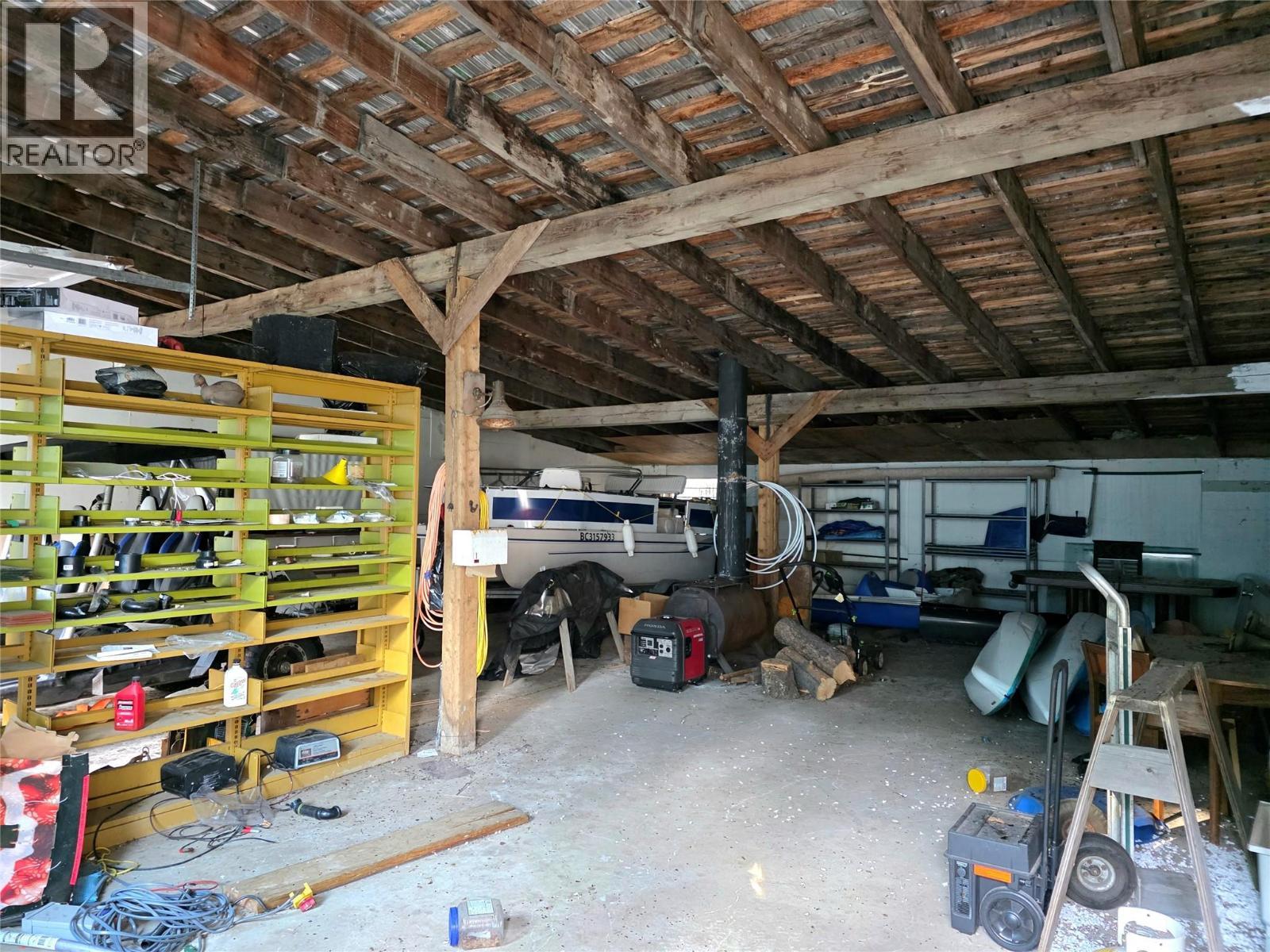 6453 Pinaus Lake Road Lot# 6297, Falkland, BC - Indoor Photo Showing Garage