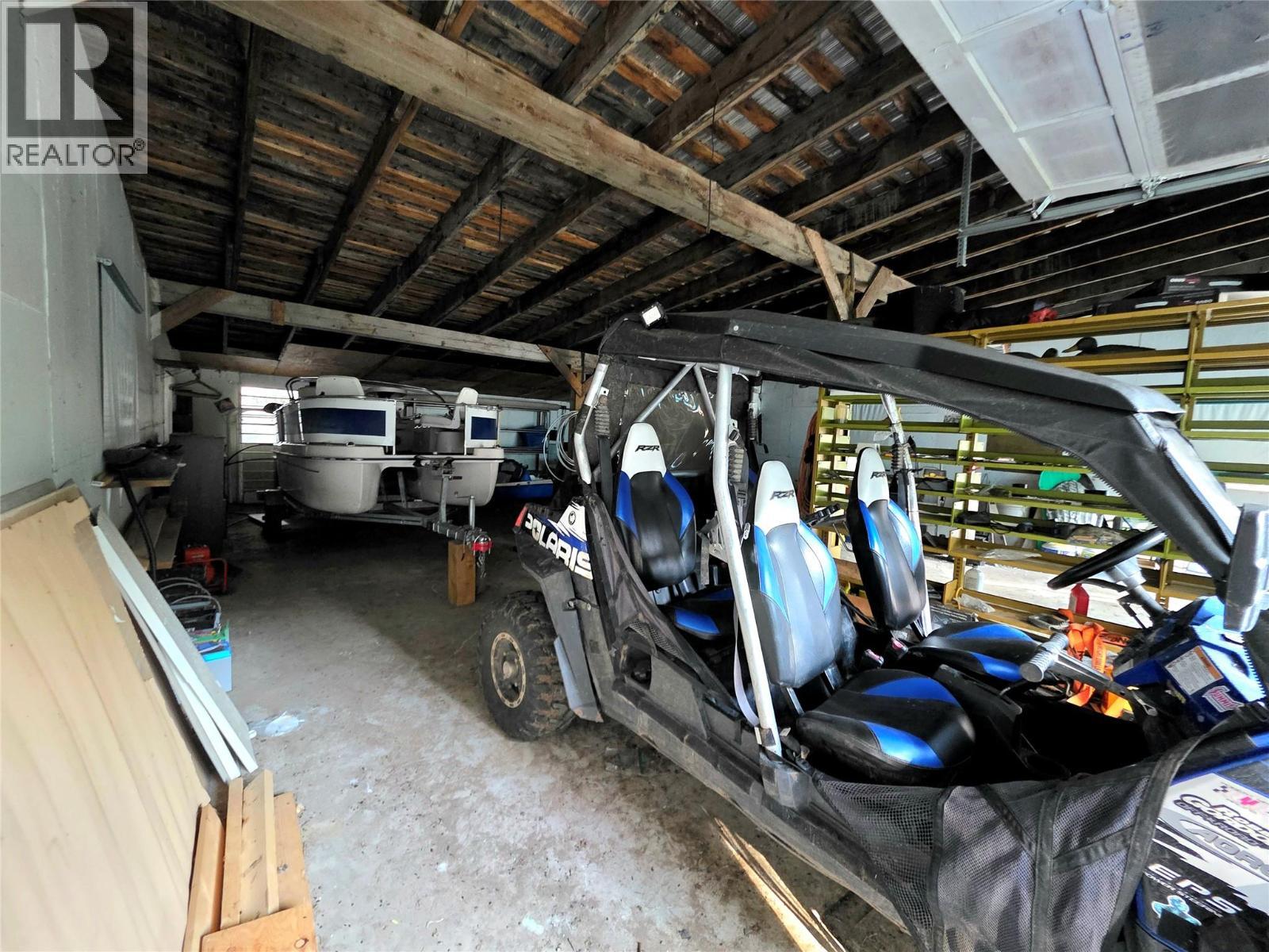 6453 Pinaus Lake Road Lot# 6297, Falkland, BC - Indoor Photo Showing Garage