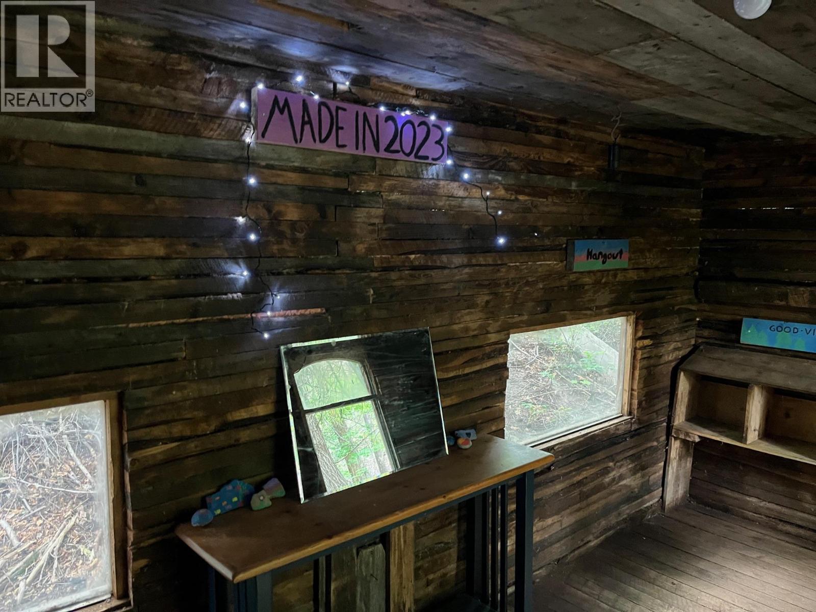 6453 Pinaus Lake Road Lot# 6297, Falkland, BC - Indoor Photo Showing Other Room