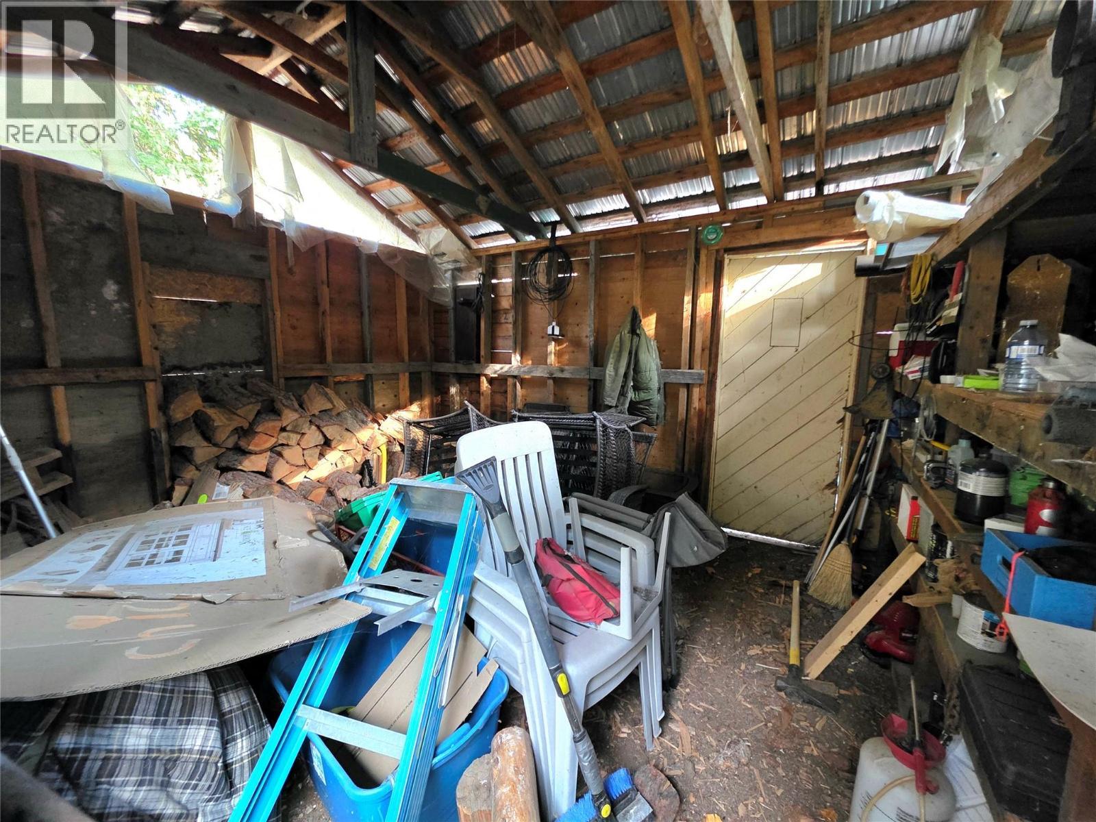 6453 Pinaus Lake Road Lot# 6297, Falkland, BC - Indoor Photo Showing Basement