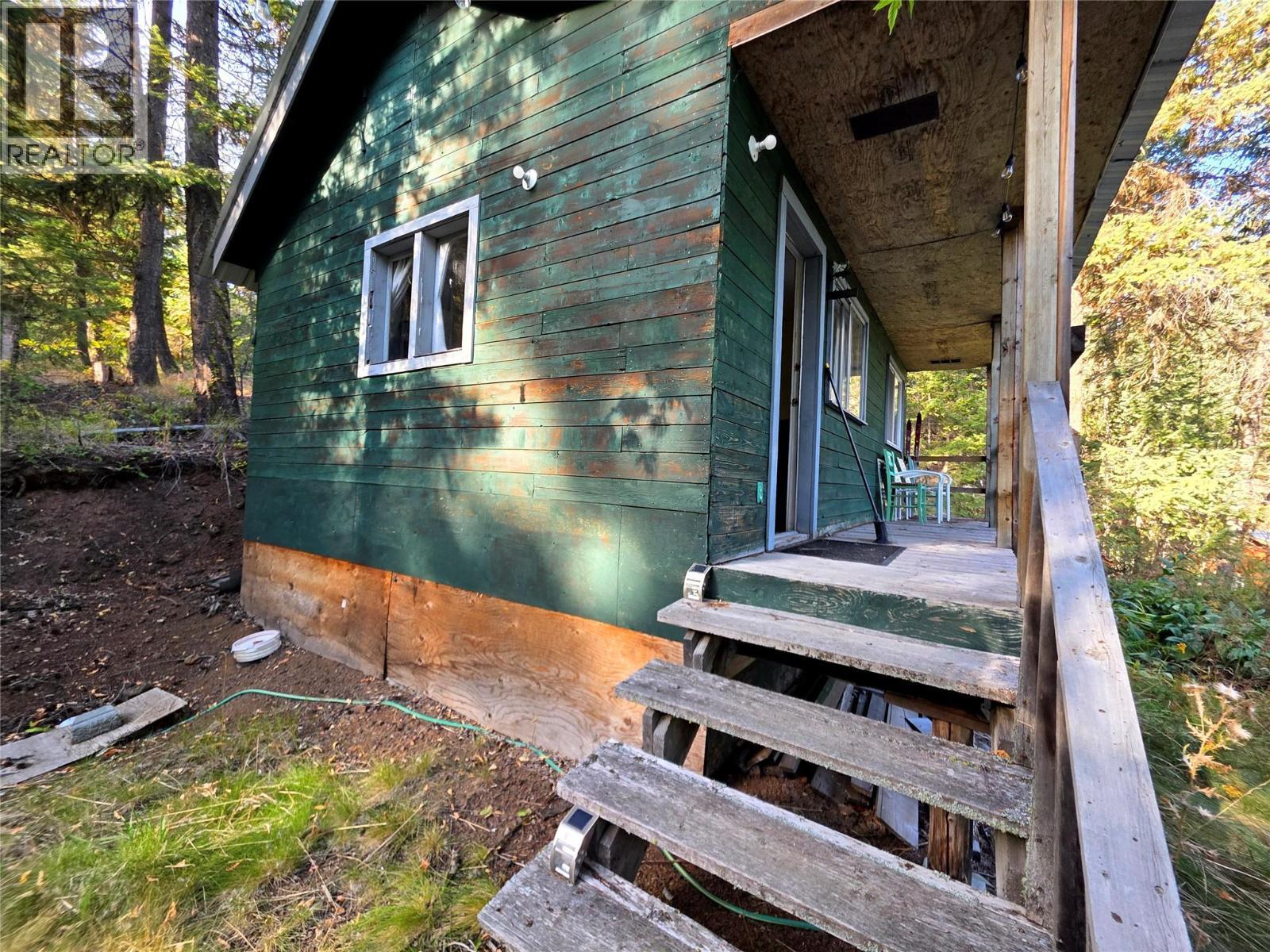 6453 Pinaus Lake Road Lot# 6297, Falkland, BC - Outdoor