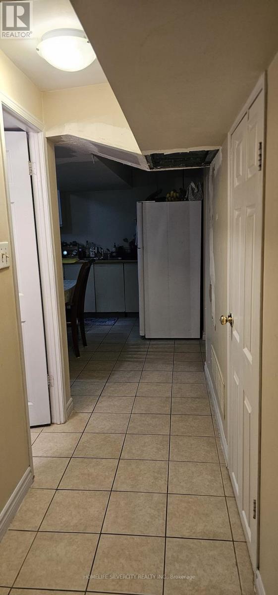 Basement - 498 Meadows Boulevard, Mississauga, ON - Indoor Photo Showing Other Room