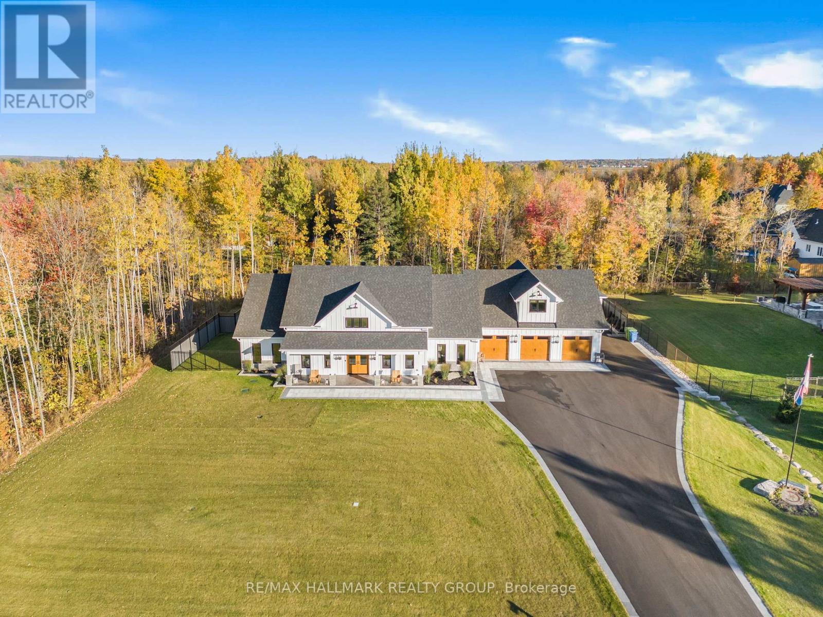 55 De La Seignerie Estates E, Champlain, ON - Outdoor