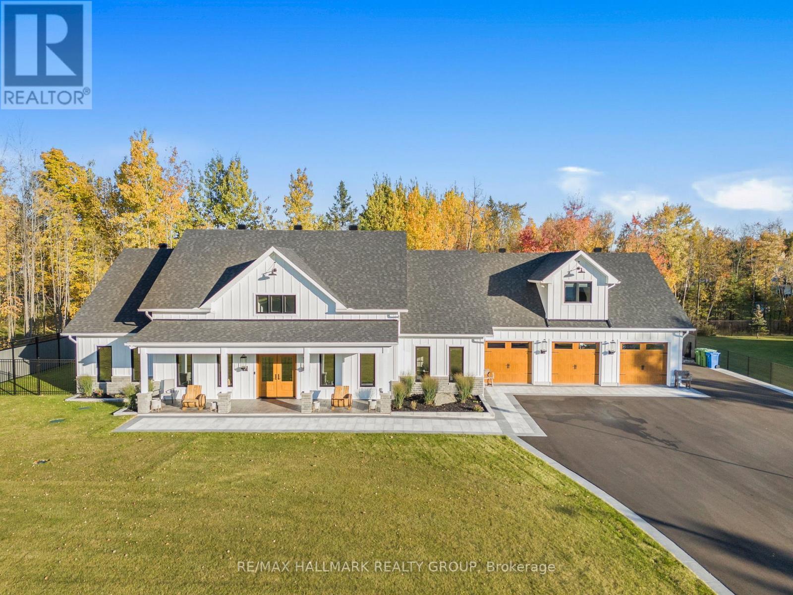 55 De La Seignerie Estates E, Champlain, ON - Outdoor