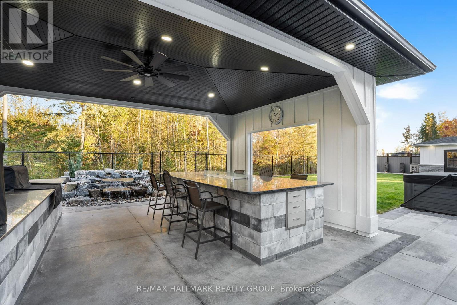 55 De La Seignerie Estates E, Champlain, ON - Indoor Photo Showing Bathroom