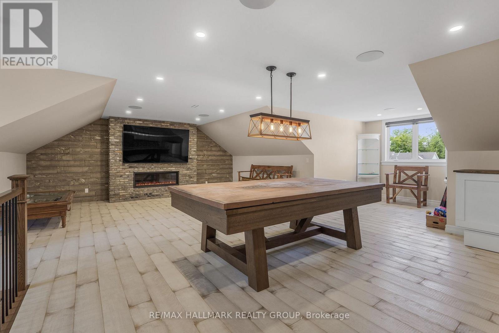 55 De La Seignerie Estates E, Champlain, ON - Indoor Photo Showing Other Room