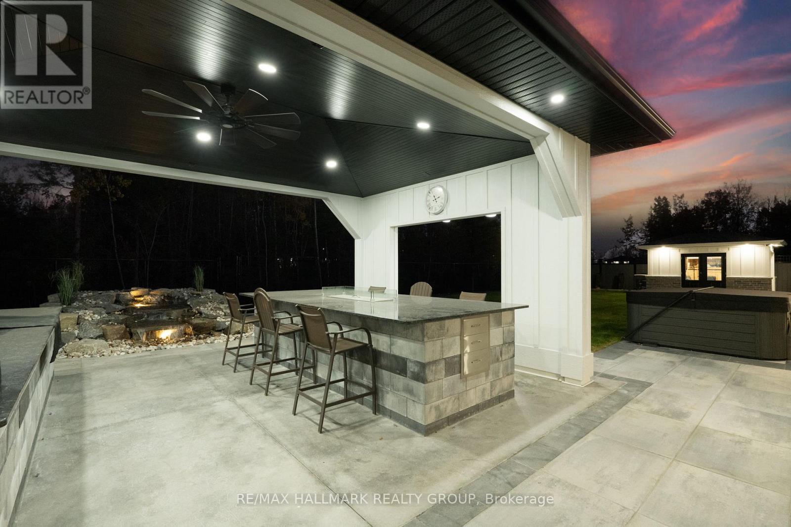 55 De La Seignerie Estates E, Champlain, ON - Indoor Photo Showing Bathroom