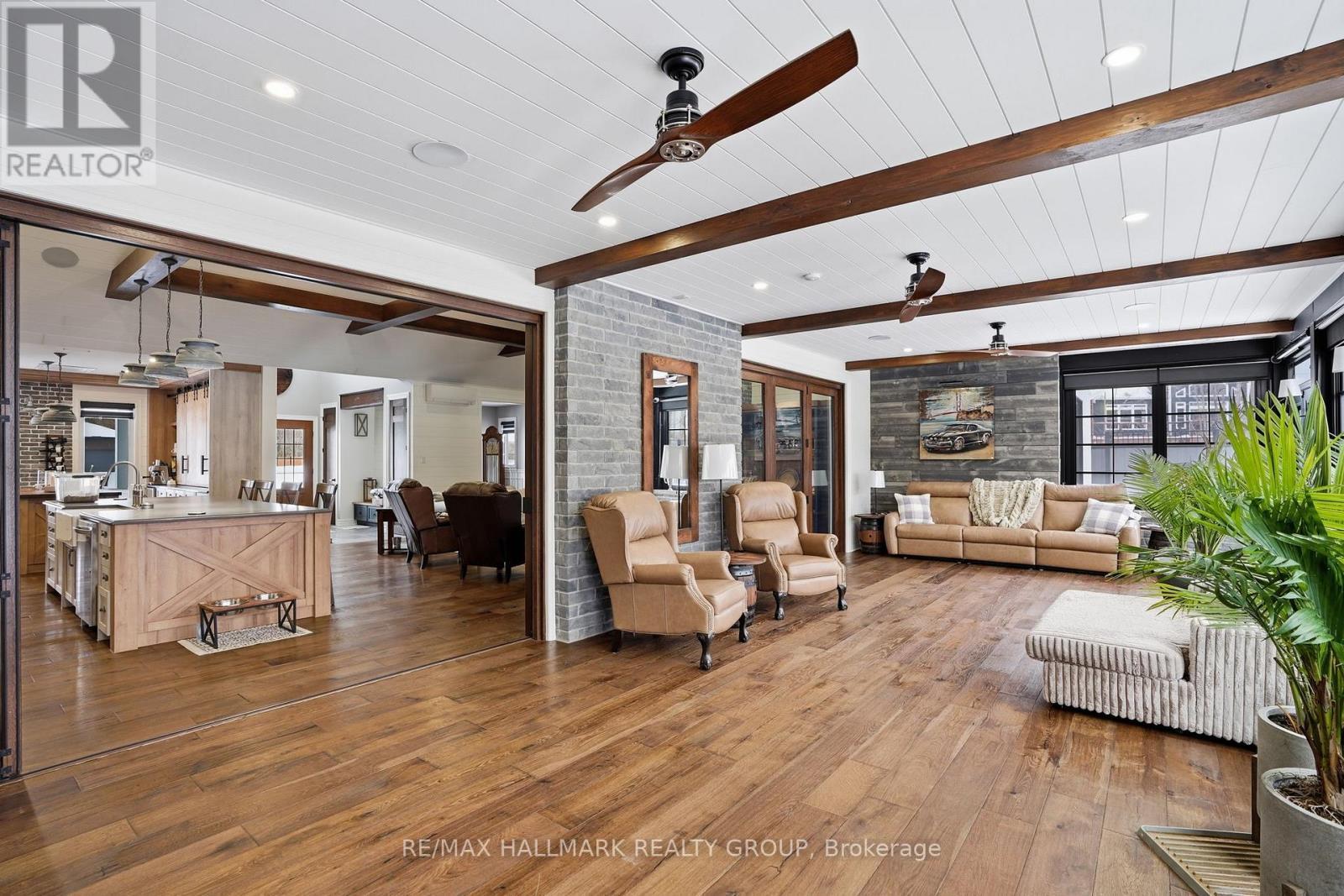 55 De La Seignerie Estates E, Champlain, ON - Indoor