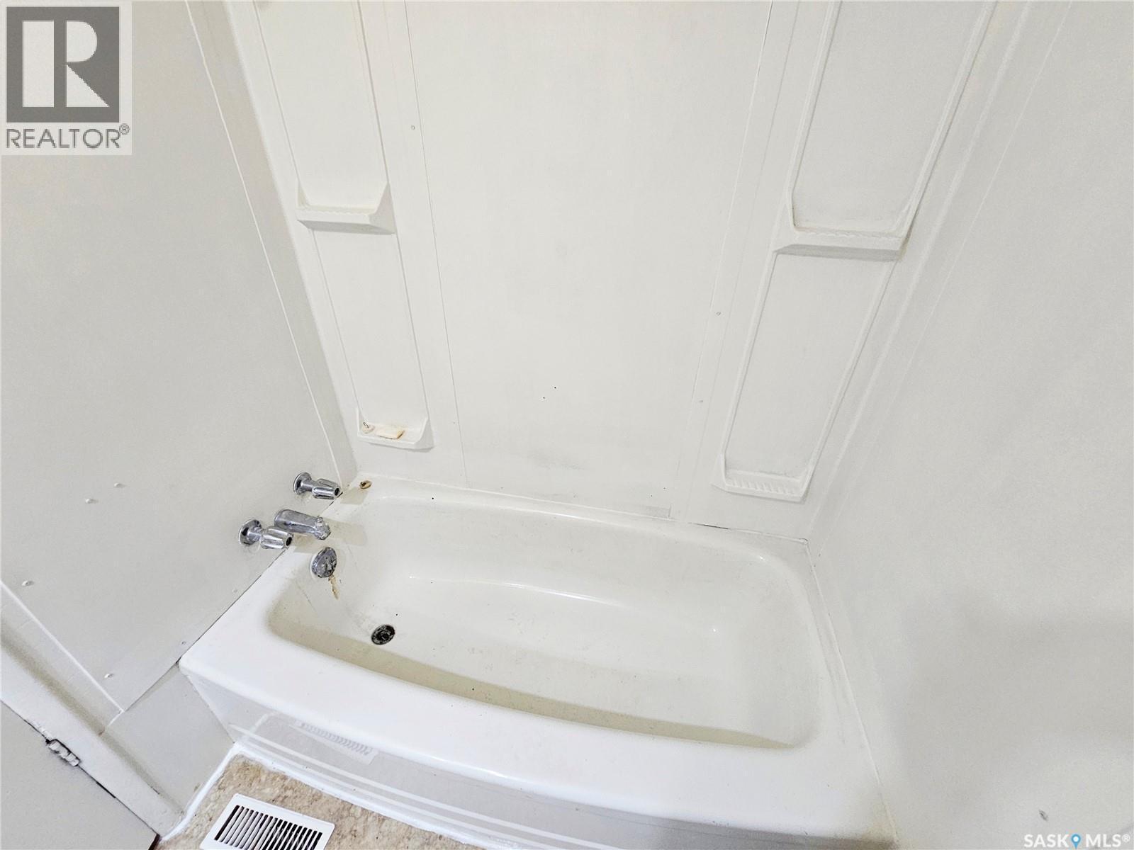 24 Joseph Street, Dubuc, SK - Indoor Photo Showing Bathroom