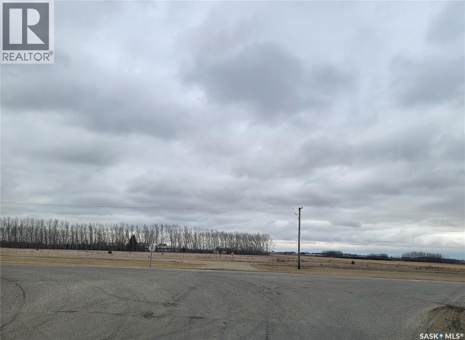 Hwy 14 & West Entrance Road, Unity, SK