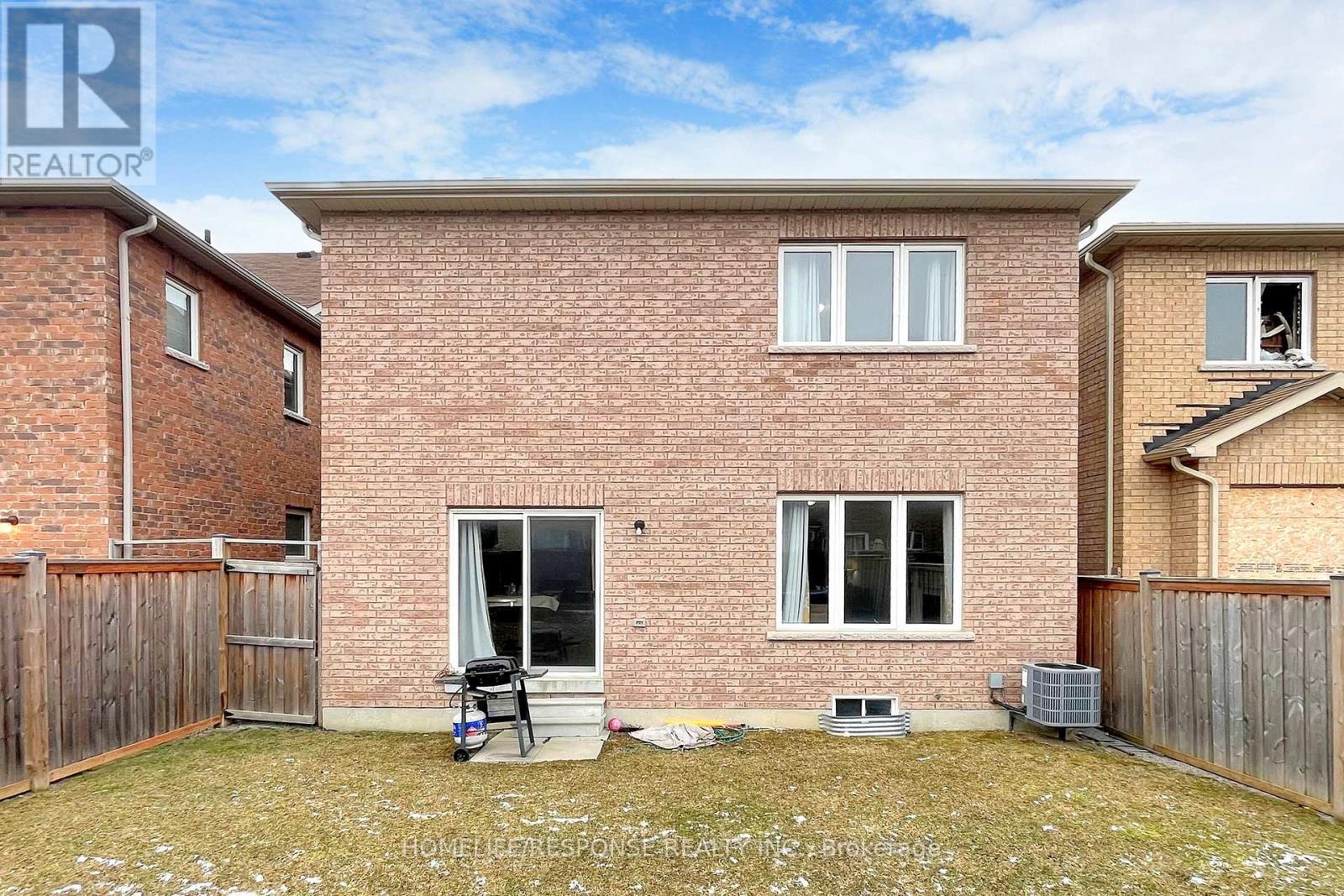 846 Groveland Avenue, Oshawa, ON - Outdoor With Exterior