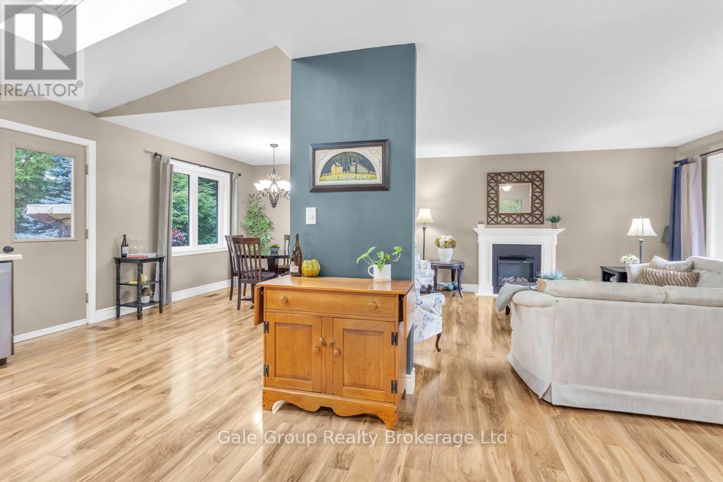 57 Mark Crescent, South-West Oxford (Sweaburg), ON - Indoor Photo Showing Living Room With Fireplace