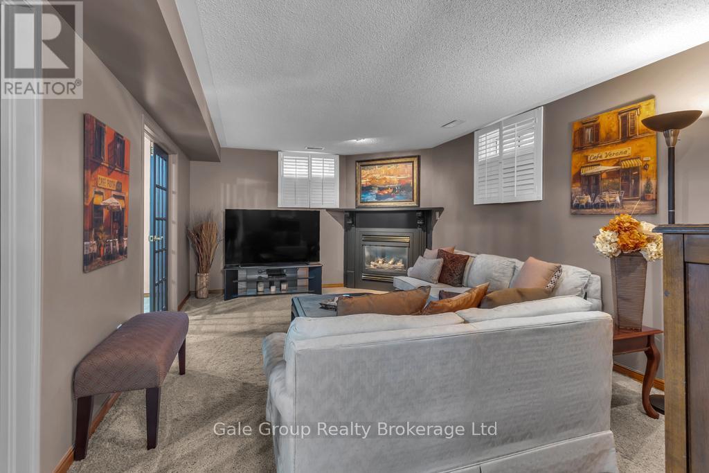 57 Mark Crescent, South-West Oxford (Sweaburg), ON - Indoor With Fireplace