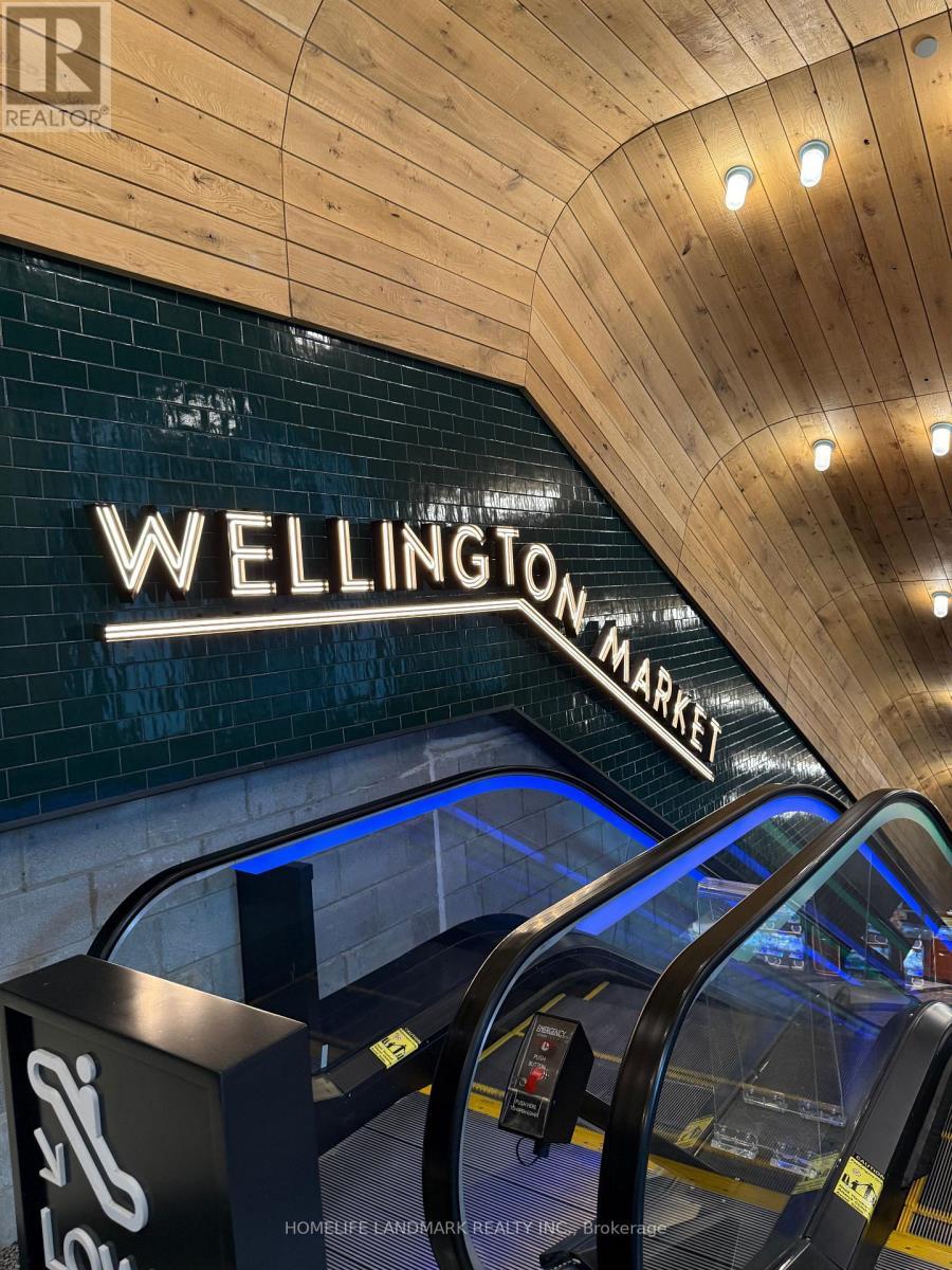 Wm03 - 486 Front Street W, Toronto, ON