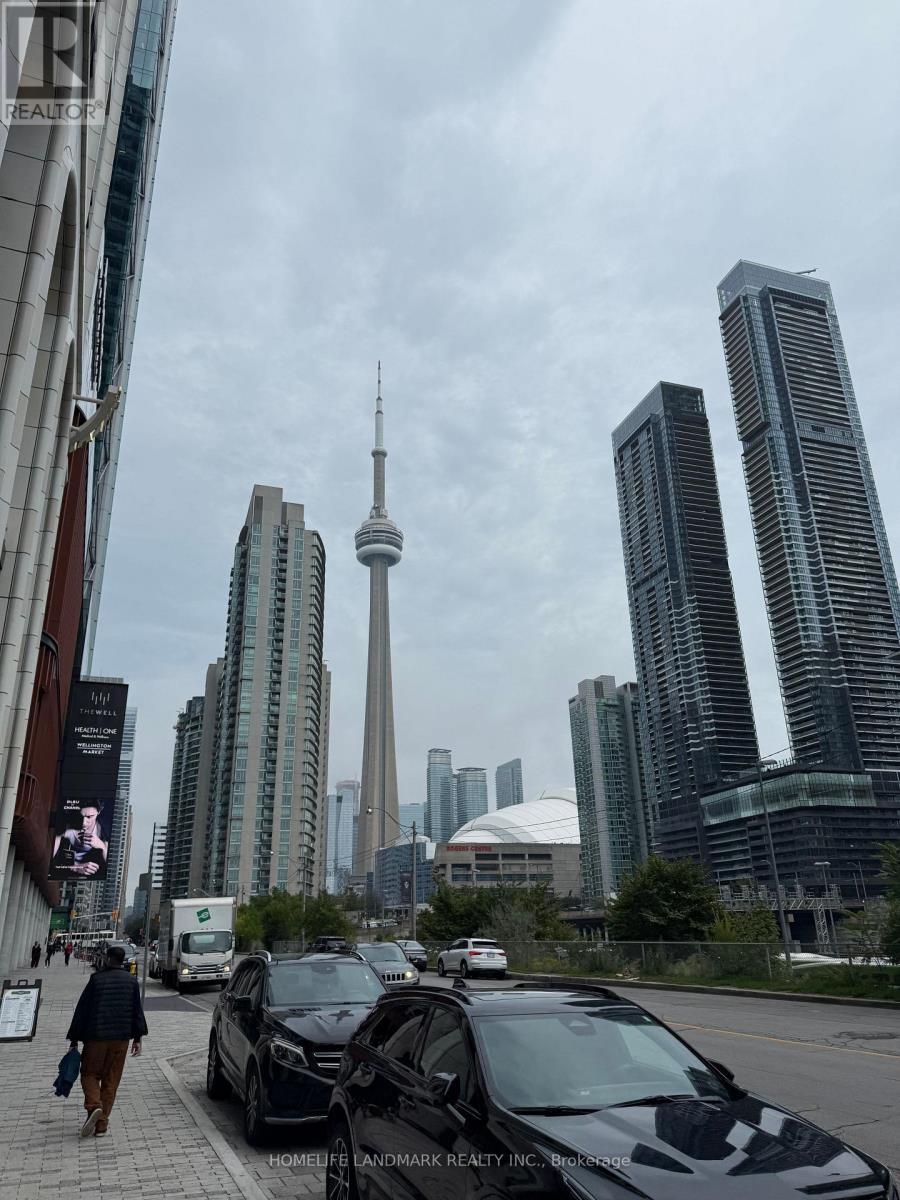 Wm03 - 486 Front Street W, Toronto, ON