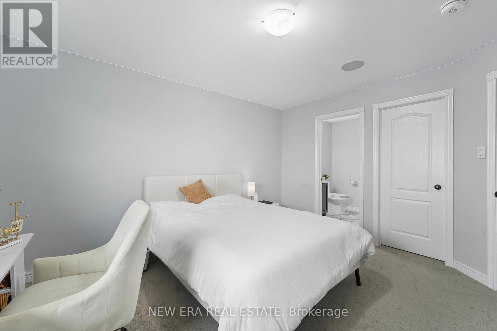 907 Bramford Terrace, Peterborough, ON - Indoor Photo Showing Bedroom