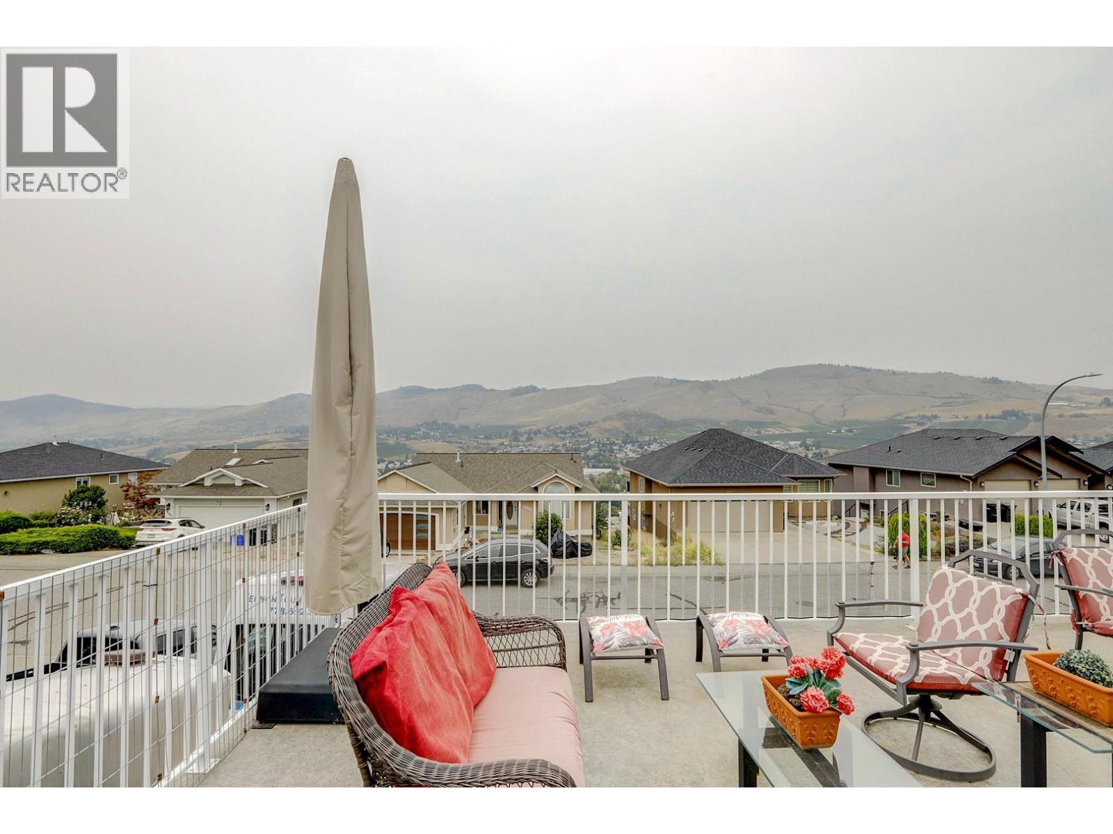 4712 Valleyview Place, Vernon, BC - Outdoor