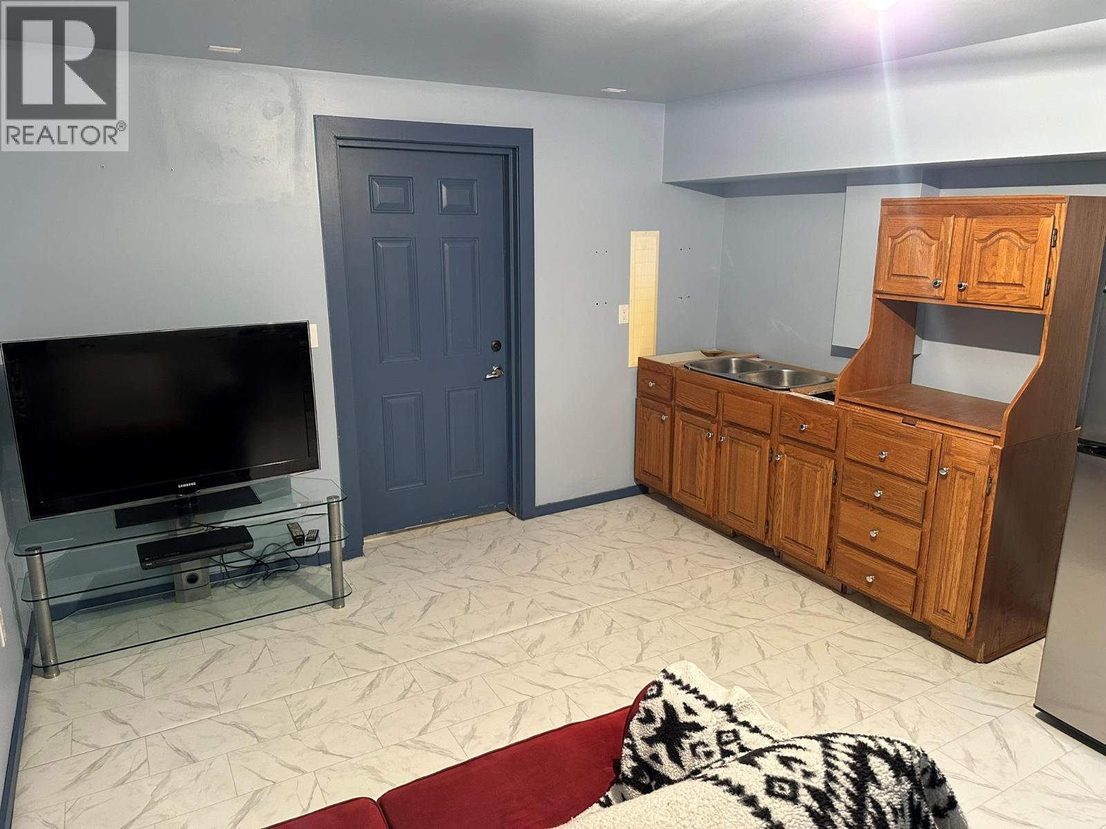 4712 Valleyview Place, Vernon, BC - Indoor