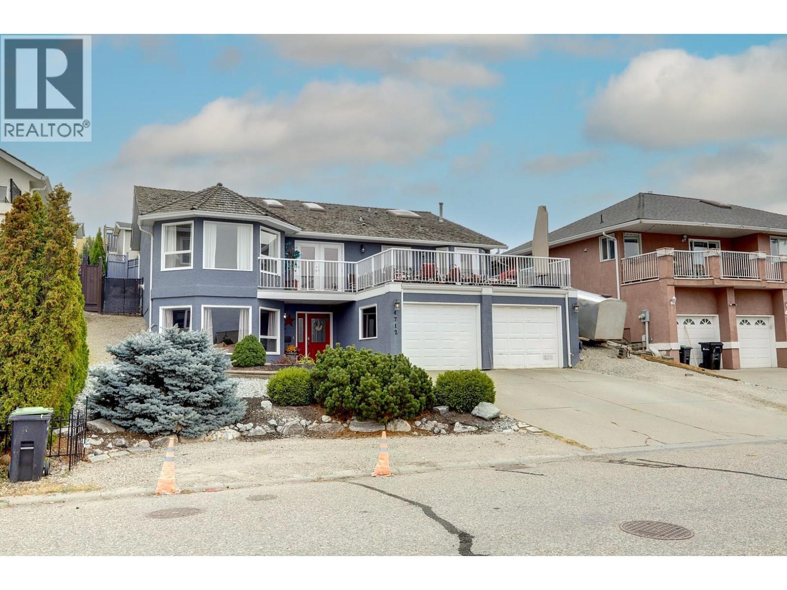 4712 Valleyview Place, Vernon, BC - Outdoor With Facade