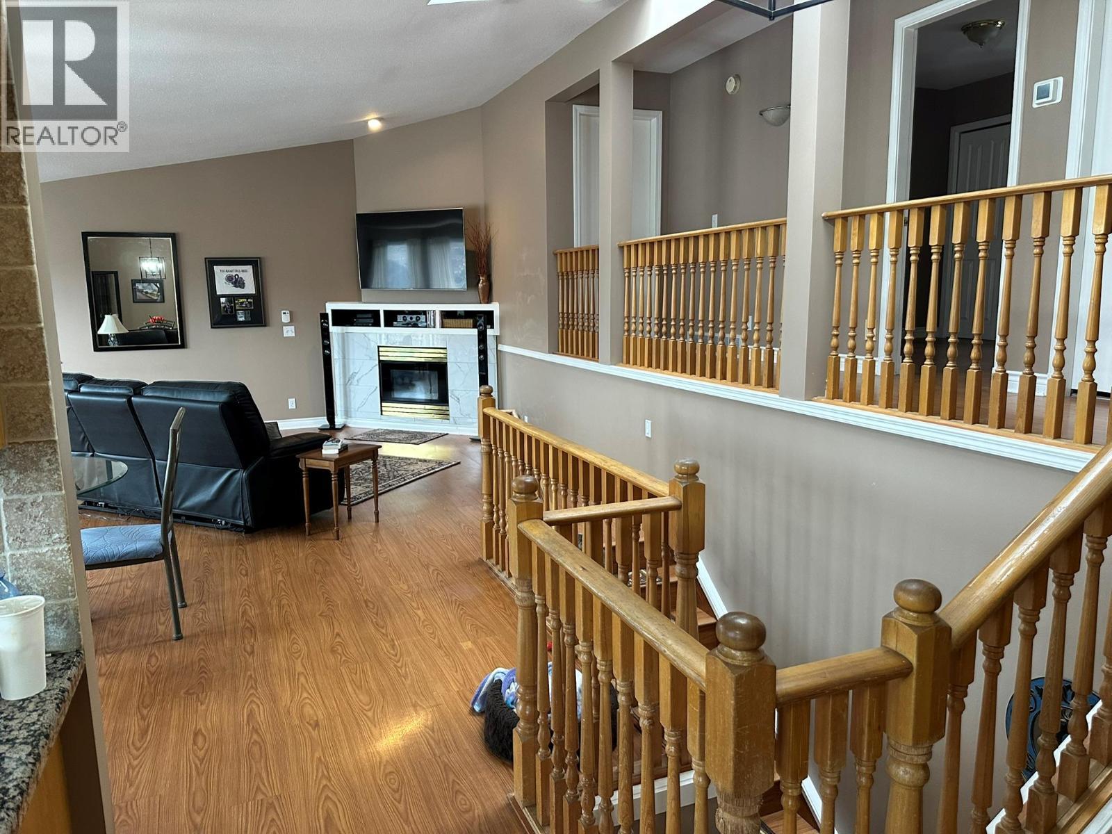 4712 Valleyview Place, Vernon, BC - Indoor Photo Showing Other Room With Fireplace