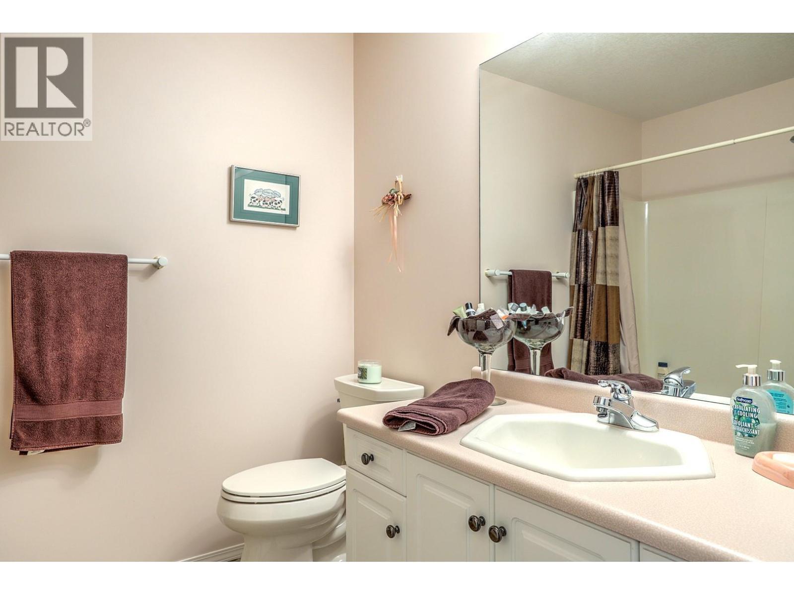 8905 Orchard Ridge Drive, Coldstream, BC - Indoor Photo Showing Bathroom
