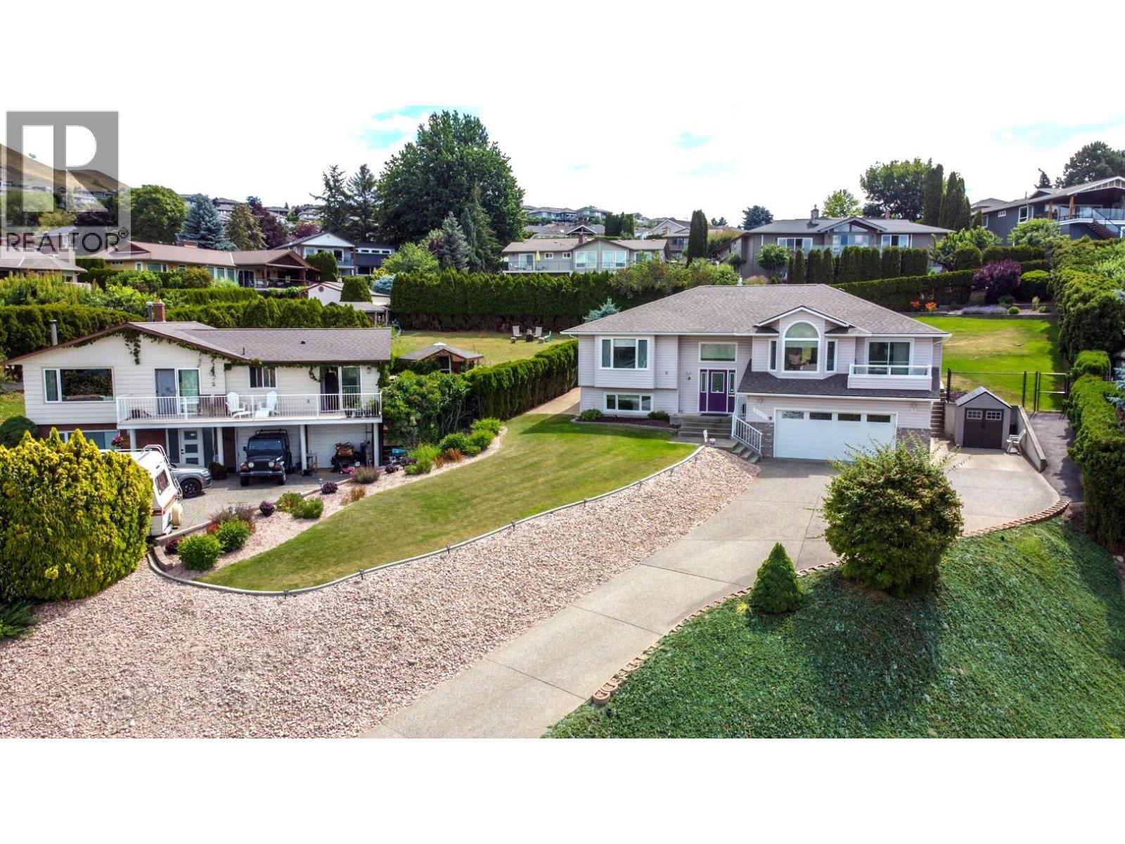 8905 Orchard Ridge Drive, Coldstream, BC - Outdoor With Facade