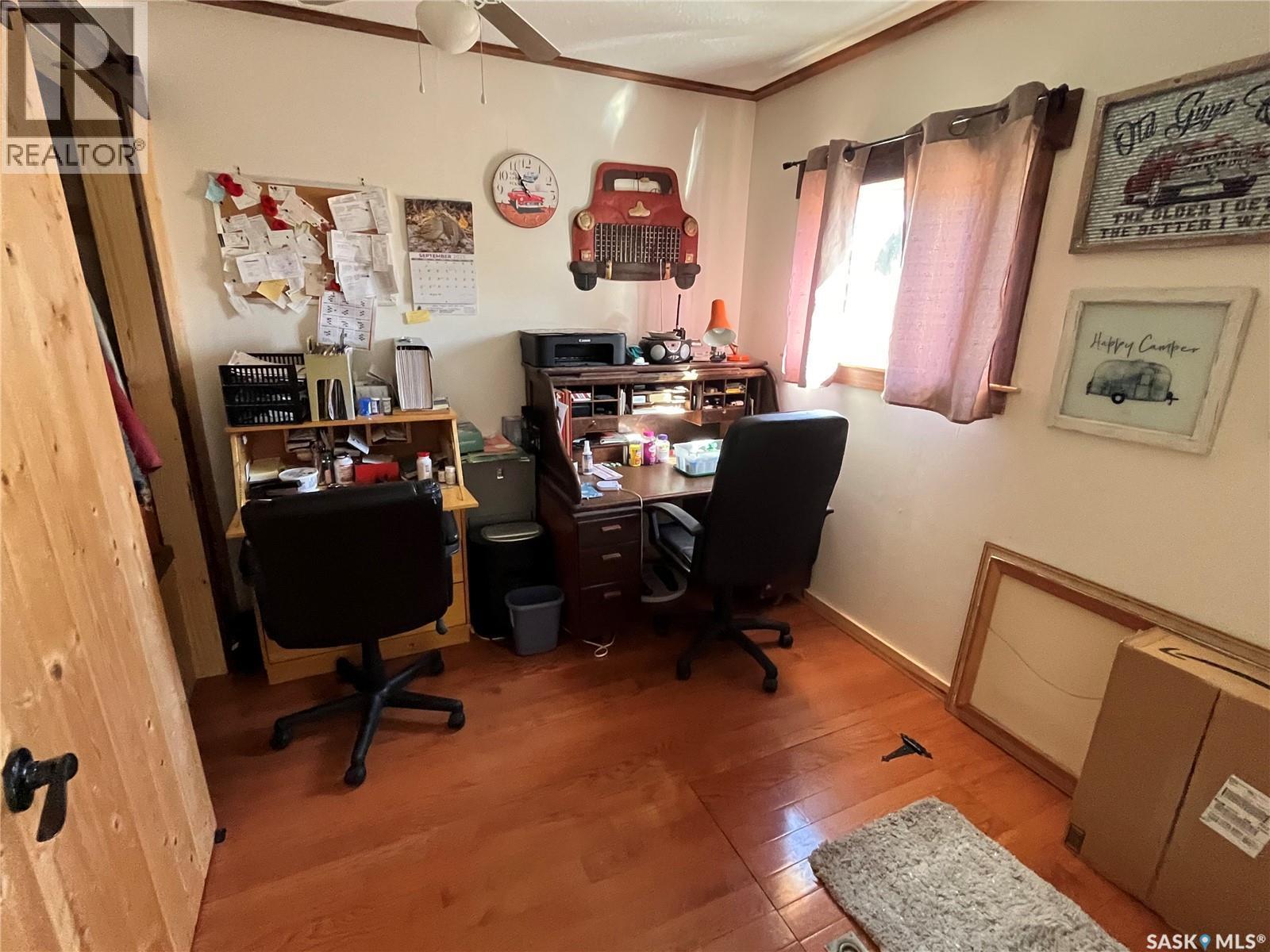 217 Broadway Street, Foam Lake, SK - Indoor Photo Showing Office