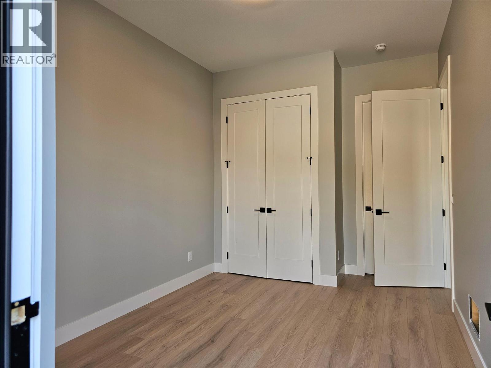757 Barnaby Road Unit# 3, Kelowna, BC - Indoor Photo Showing Other Room