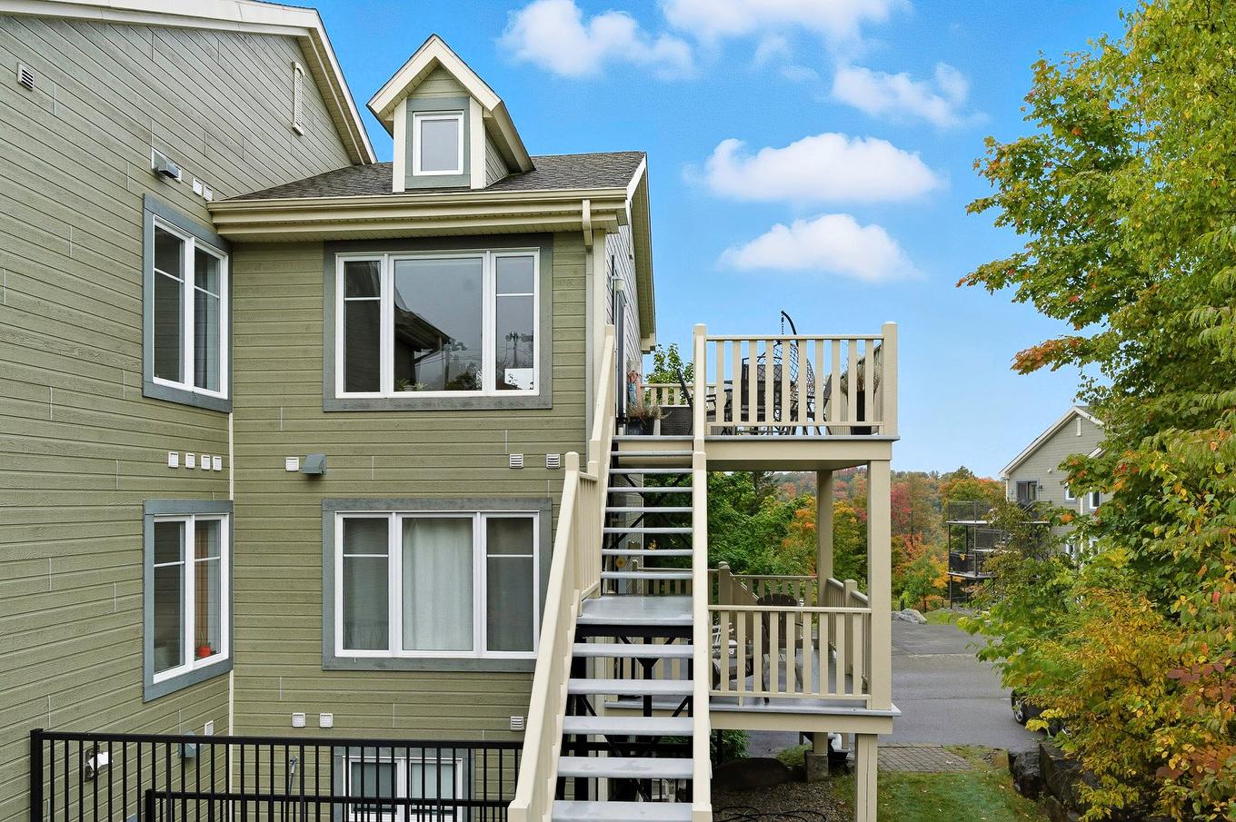 Balcon - 341 Ch. Valanza, Piedmont, QC - Outdoor