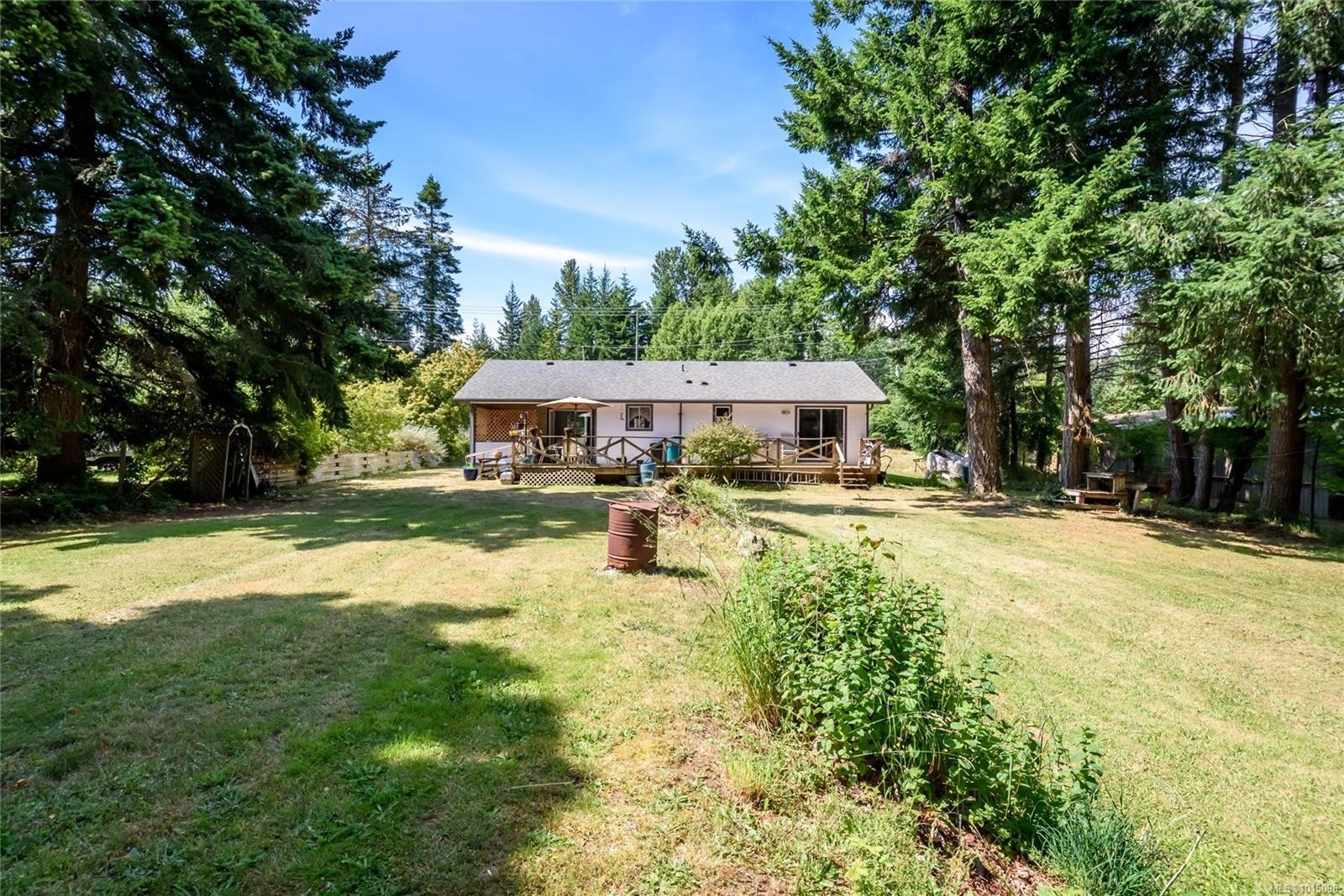 2186 Waveland Rd, Courtenay, BC