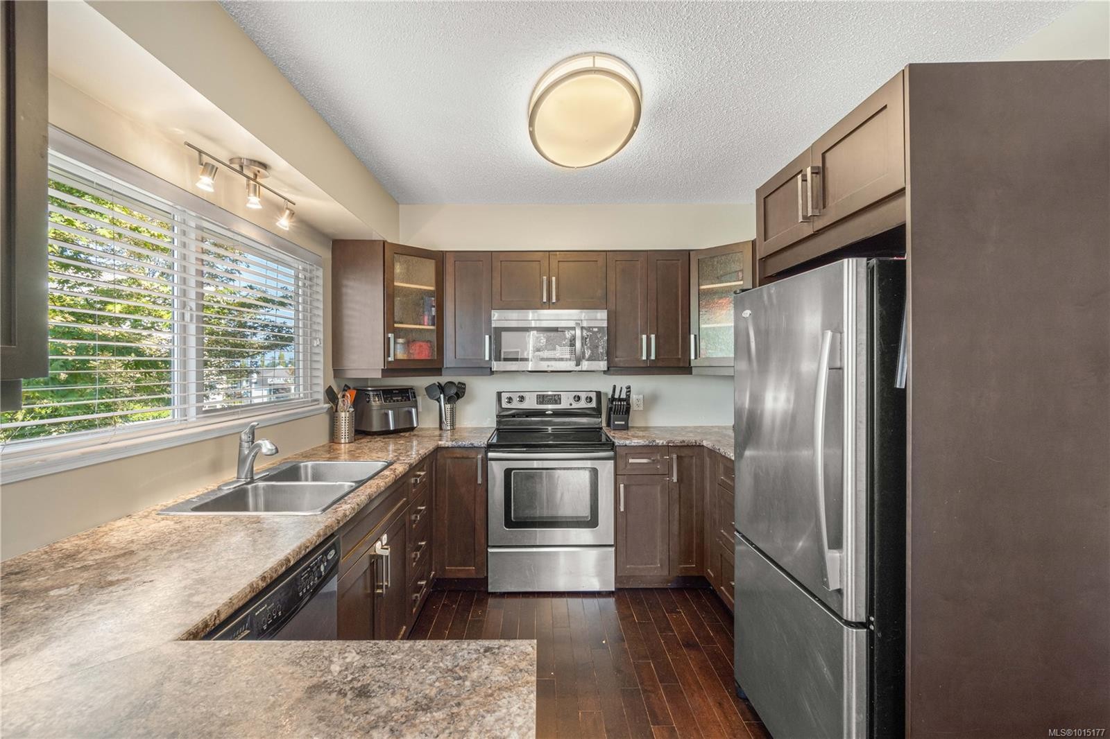 222 Morison Ave, Parksville, BC