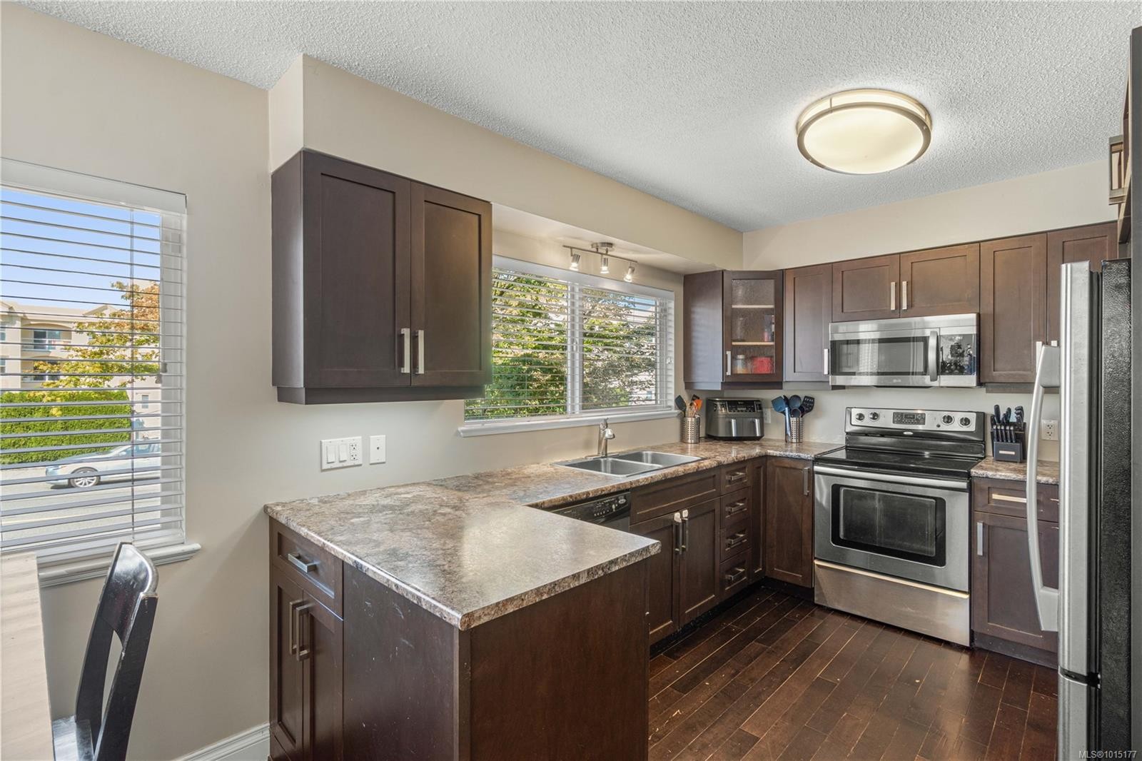 222 Morison Ave, Parksville, BC