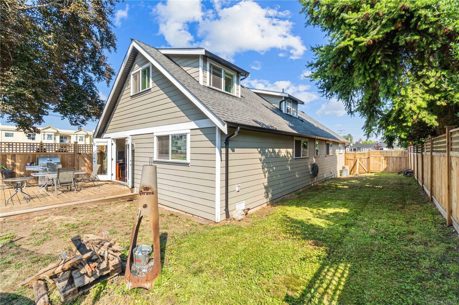 222 Morison Ave, Parksville, BC