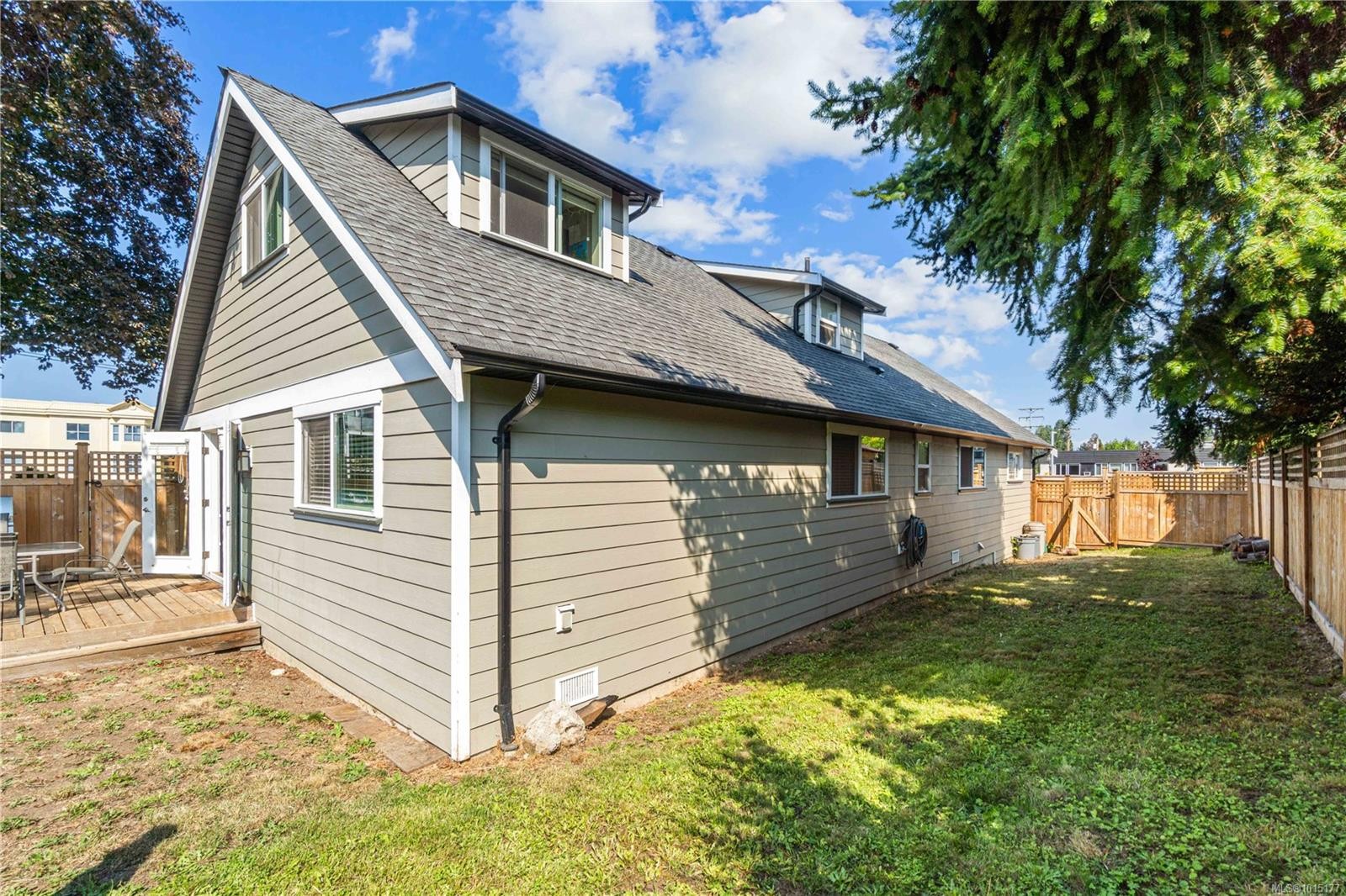 222 Morison Ave, Parksville, BC