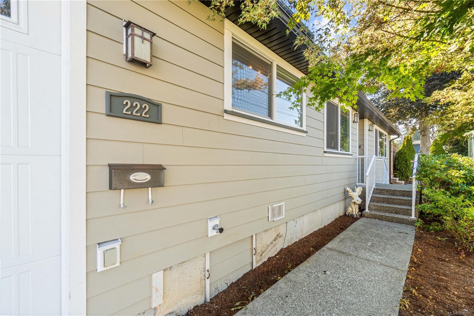 222 Morison Ave, Parksville, BC