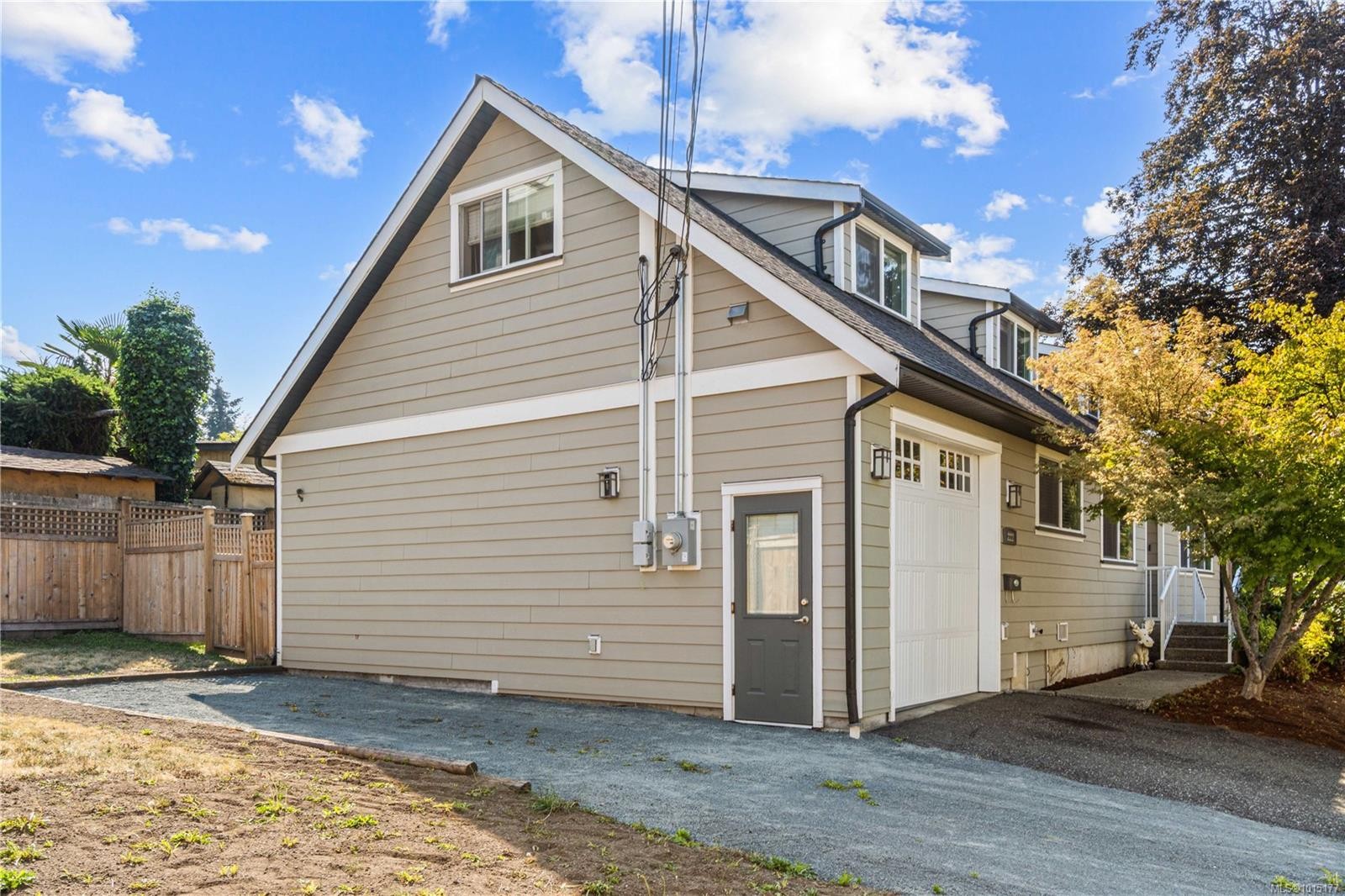 222 Morison Ave, Parksville, BC