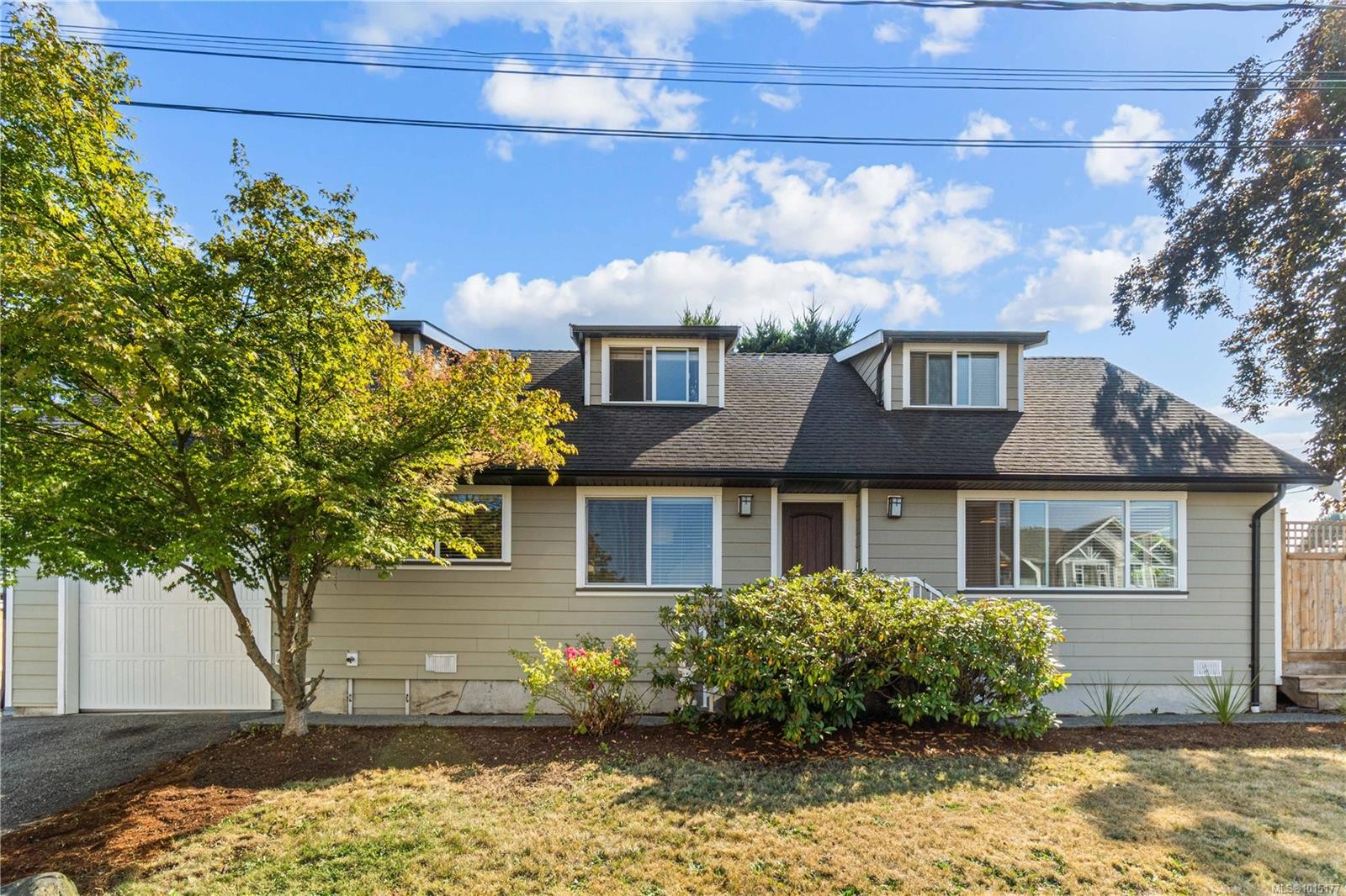 222 Morison Ave, Parksville, BC